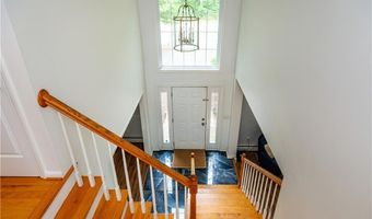 195 Oakland Beach Ave, Warwick, RI 02889