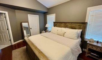1209 NE 15th Ave, Aberdeen, SD 57401