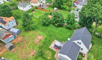 34 Forest St, Bristol, CT 06062