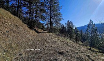 618 Quail Dr, Ahsahka, ID 83520