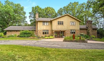 889 Eaton Ave, Akron, OH 44303