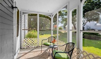 19 Harborview Ave, Bristol, RI 02809