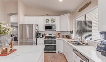 10951 W IVORY Ln, Avondale, AZ 85392