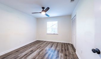 627 Longbow Dr, Albany, GA 31721