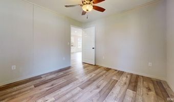 707 S Durbin St, Bicknell, IN 47512