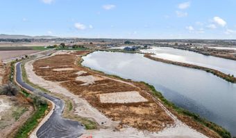 Lake Front Ln, Caldwell, ID 83607