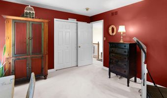 16 MULLIGAN Dr, Reading, PA 19606
