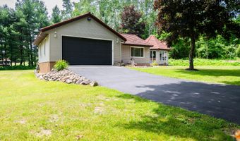 989 McCabe Ave NE, Ada, MI 49301