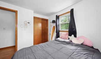 59 Litchfield Ln, Bristol, CT 06010
