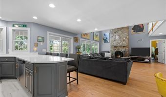 1158 Sisson Rd, Coventry, RI 02827