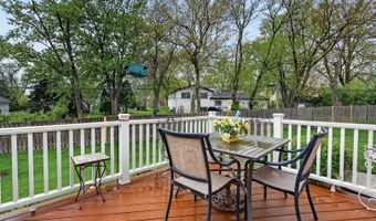 777 W Fairway Dr, Addison, IL 60101