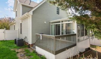 8 Flowering Cherry Dr, Asheville, NC 28805