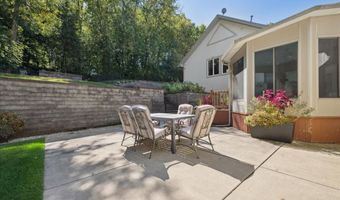 925 N River Rd, Algonquin, IL 60102