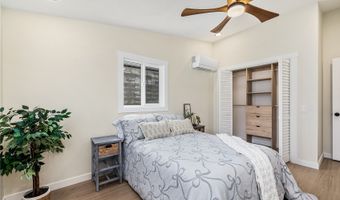 7211 Aipo Pl, Honolulu, HI 96825