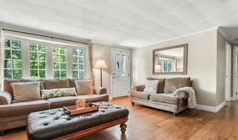 216 Oregon Rd, Ashland, MA 01721