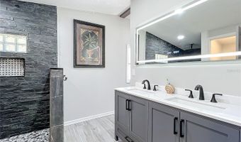 13426 PALM Dr, Astatula, FL 34705