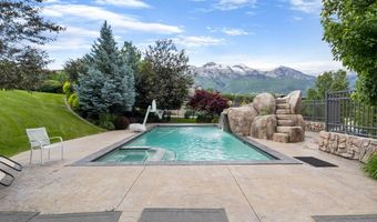 820 N EAGLE VIEW Dr, Alpine, UT 84004