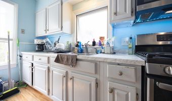148 Hackett Ave, Attleboro, MA 02703