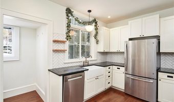 141 Storer Ave, Akron, OH 44302