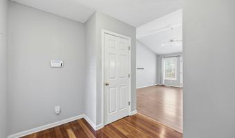 145 Pecan Ln, Aberdeen, NC 28315