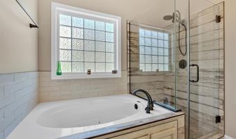 28 Golden Eagle Dr, Adairsville, GA 30103
