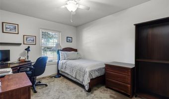 428 Melanie Meadows Ln, Ballwin, MO 63021