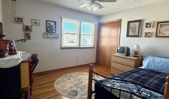1511 Roosevelt Dr, Atlantic, IA 50022