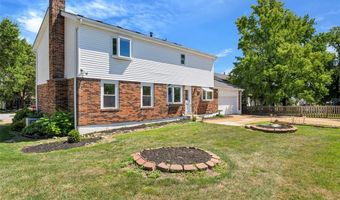 339 Oakleigh Woods Dr, Ballwin, MO 63011