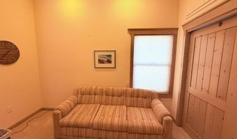 1113 Skyline Dr, Elephant Butte, NM 87935