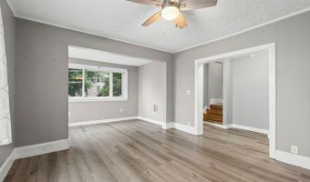 127 Broad St, Auburn, ME 04210