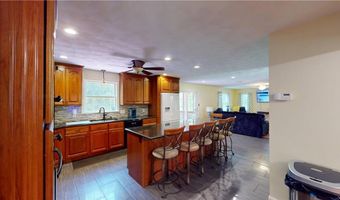6 Forest Hill Dr, North Smithfield, RI 02896