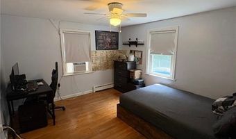 77 Fairfield Dr, North Kingstown, RI 02852