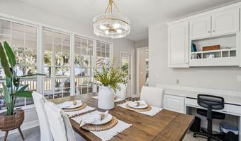 210 Old Plantation Dr W, Beaufort, SC 29907