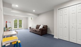 16 FARM RIDGE Ct, Baldwin, MD 21013