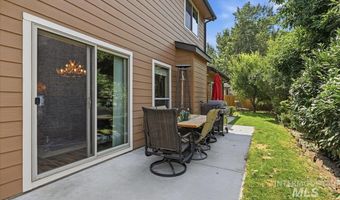 857 N River Path Ln, Boise, ID 83703