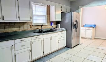 32 E Main St, Ash Flat, AR 72513