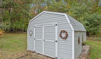 6662 Buttrick Ave SE, Alto, MI 49302