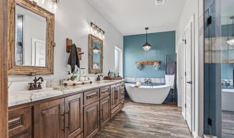 2215 Deepwood Dr, Alma, AR 72921