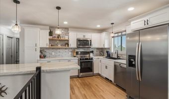 209 PONDEROSA Trl, Cheyenne, WY 82009