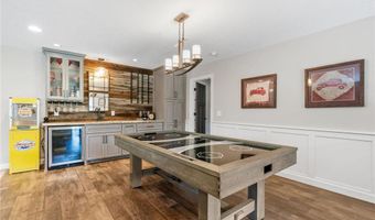 405 Riverside Cir, Anoka, MN 55303