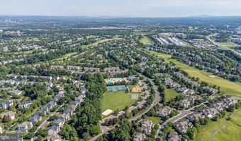 20262 KIAWAH ISLAND Dr, Ashburn, VA 20147