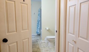 400 Cass St, Adair, IA 50002