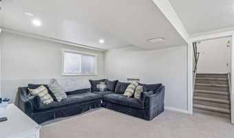 12438 W 70th Pl, Arvada, CO 80004