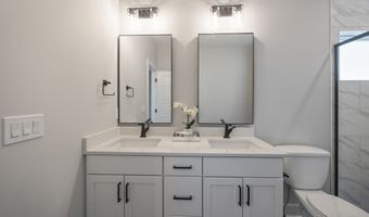 920 Roosevelt St, Polk City, IA 50226