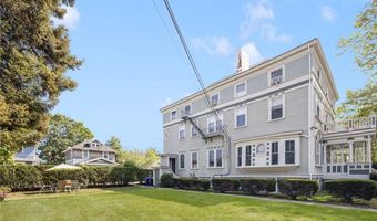 20 Berkeley Ave 2, Newport, RI 02840