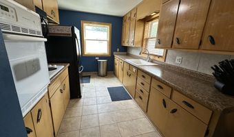 1526 S Dakota St, Aberdeen, SD 57401