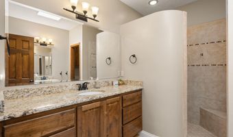 6404 Meadow Hills St NE, Albuquerque, NM 87111