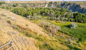 89 W Rocky Rd, Cody, WY 82414