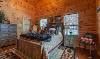 18999 River Rd, Athens, OH 45701