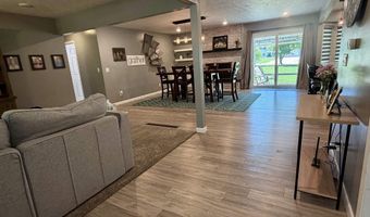 1815 Craig Rd, Aurora, NE 68818